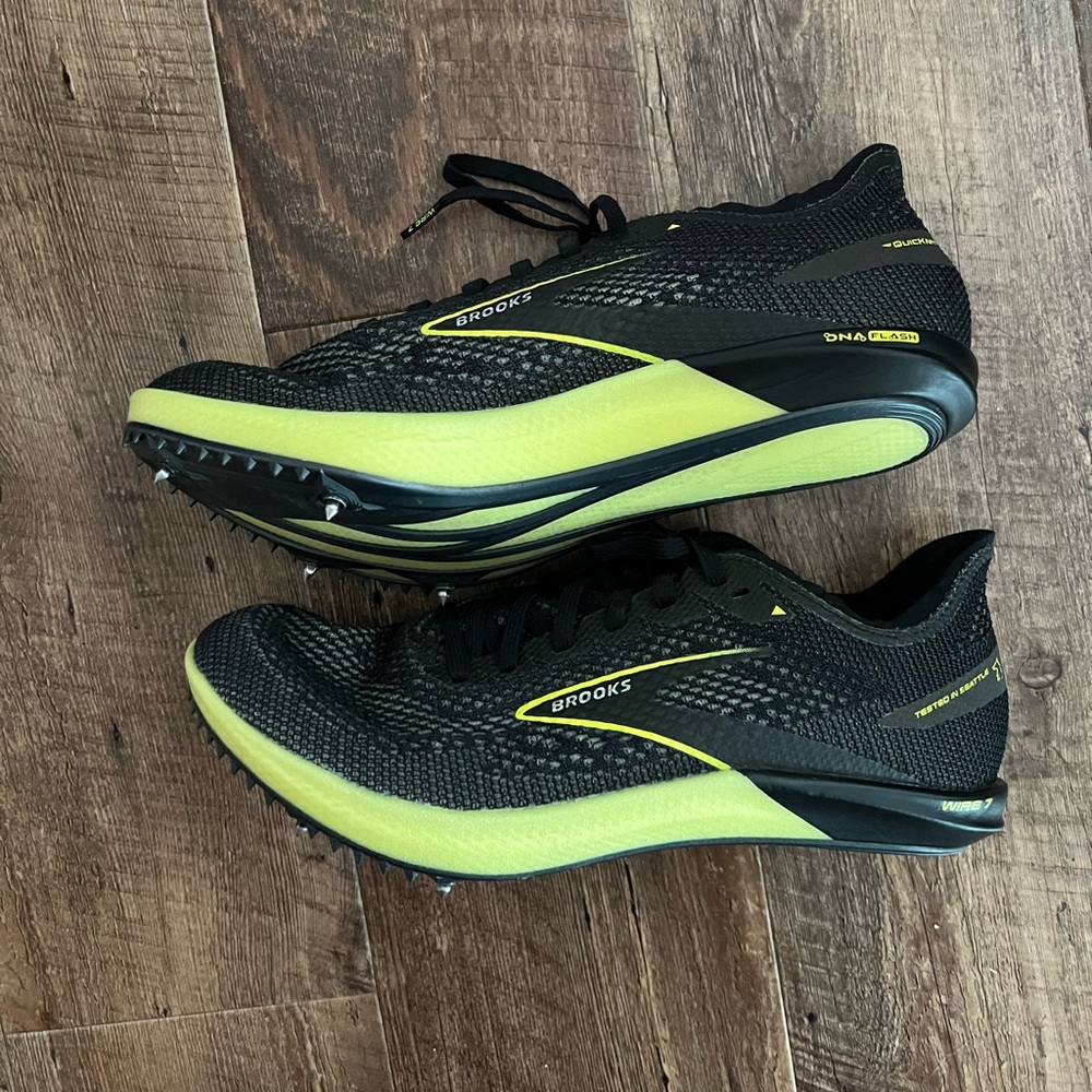 Brooks Wire 7 unisex running shoes
